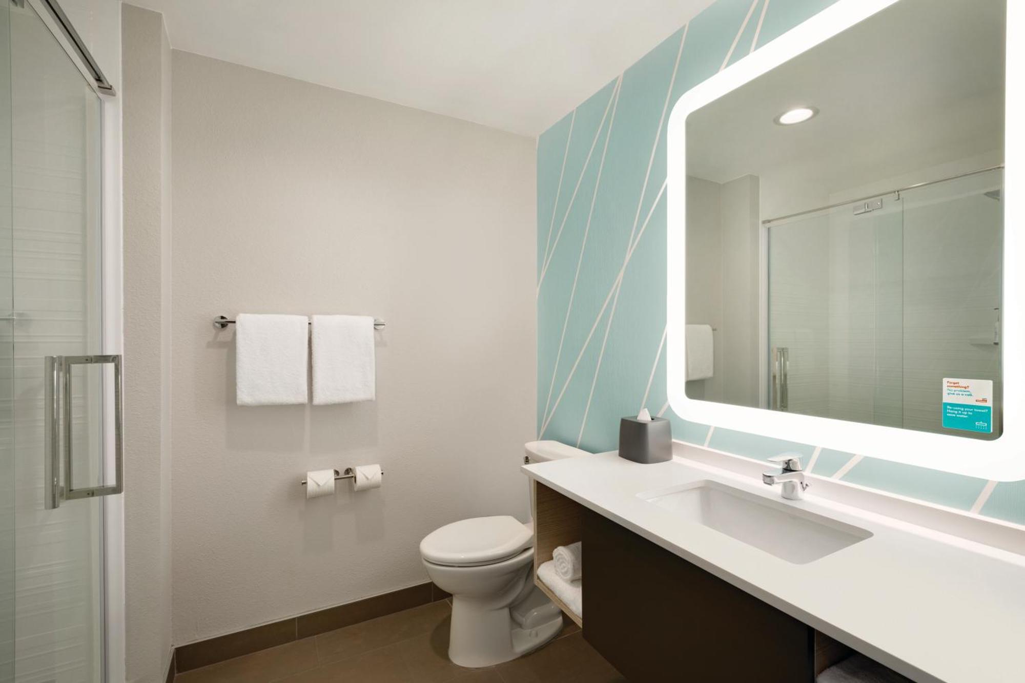 Avid Hotel - Toronto - Vaughan Southwest By Ihg Exterior photo