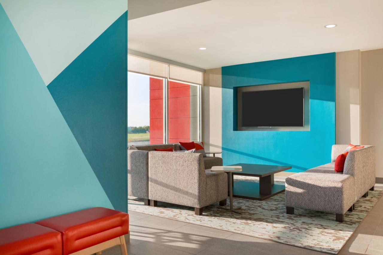 Avid Hotel - Toronto - Vaughan Southwest By Ihg Exterior photo